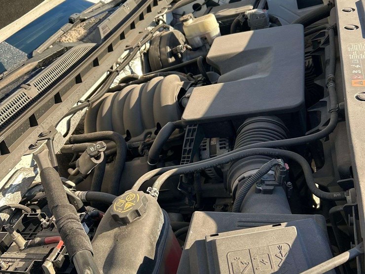 2017-chevrolet-silverado-1500-image-7