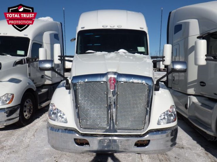 2020-kenworth-t680-image-2