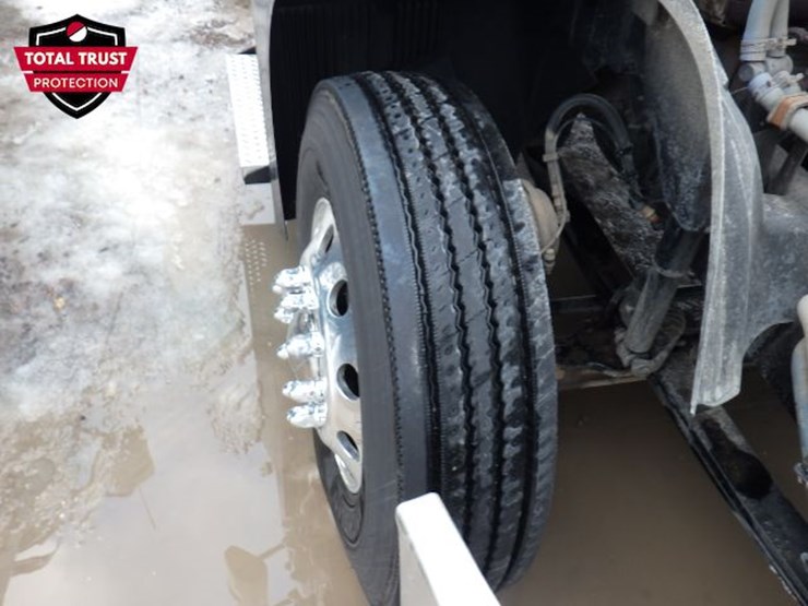 2023-mack-anthem-image-22