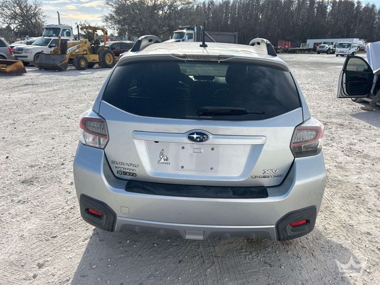 2014-subaru-crosstrek-image-22