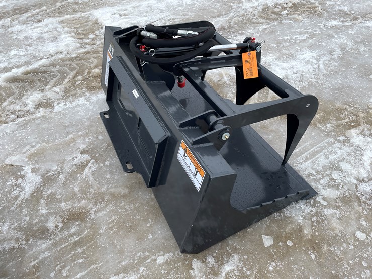 #2345-•-wolverine-mini-skid-steer-stump-grapple-image-4