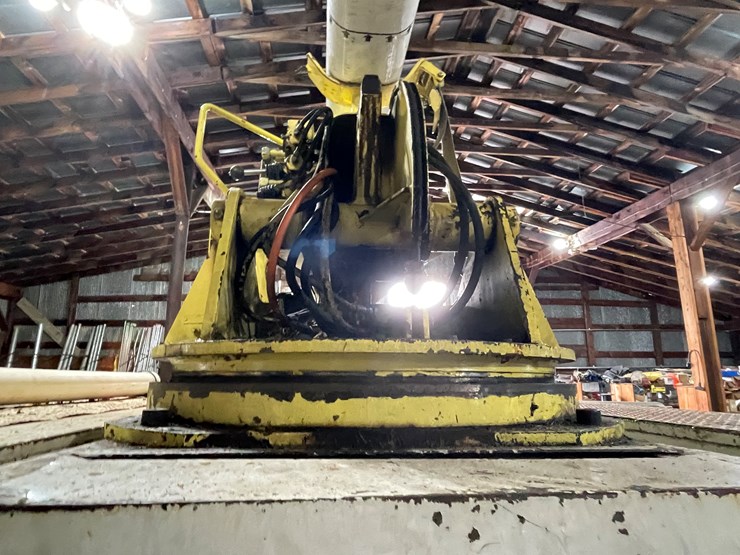 1998-international-4700-image-41