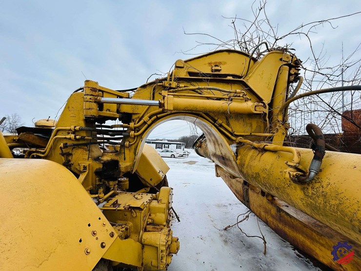 caterpillar-621-image-36