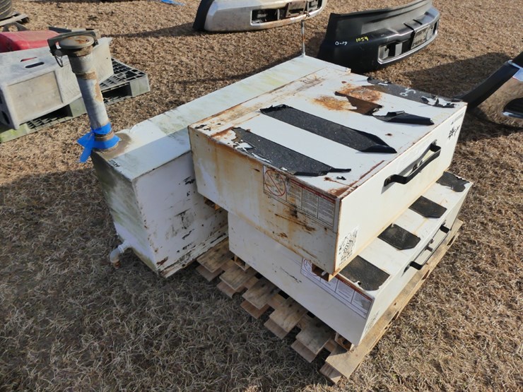 two-rat-pack-tool-boxes-and-fuel-tank-image-2