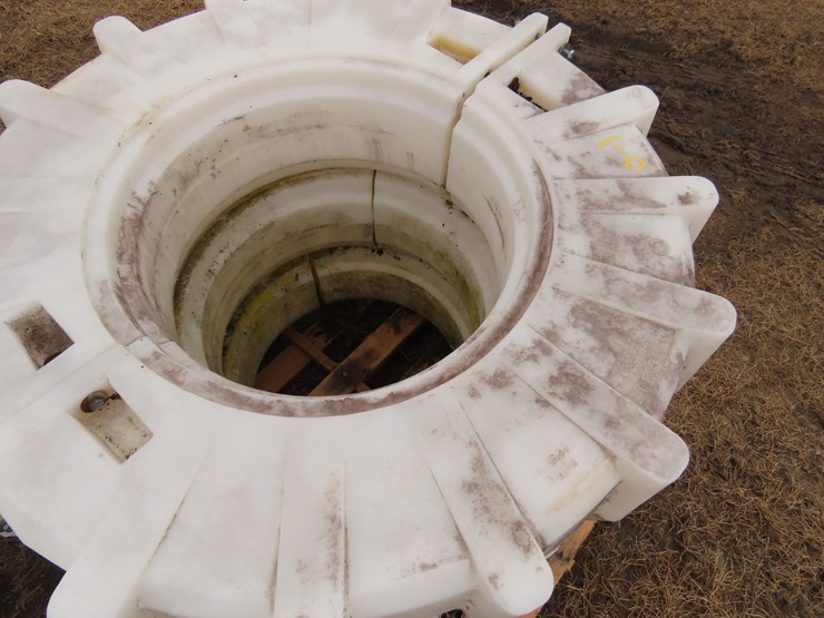 three-14.9x24-10-white-plastic-irrigation-tires-image-3