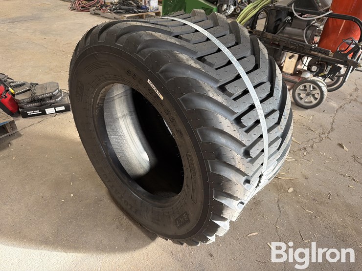 bkt-550/45-22.5-tire-image-1