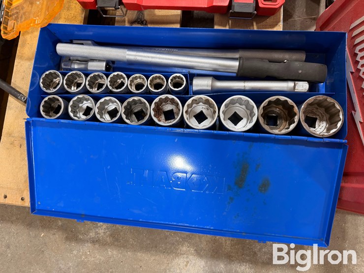 socket-sets/drill-bits/tap-&-die-set-image-17