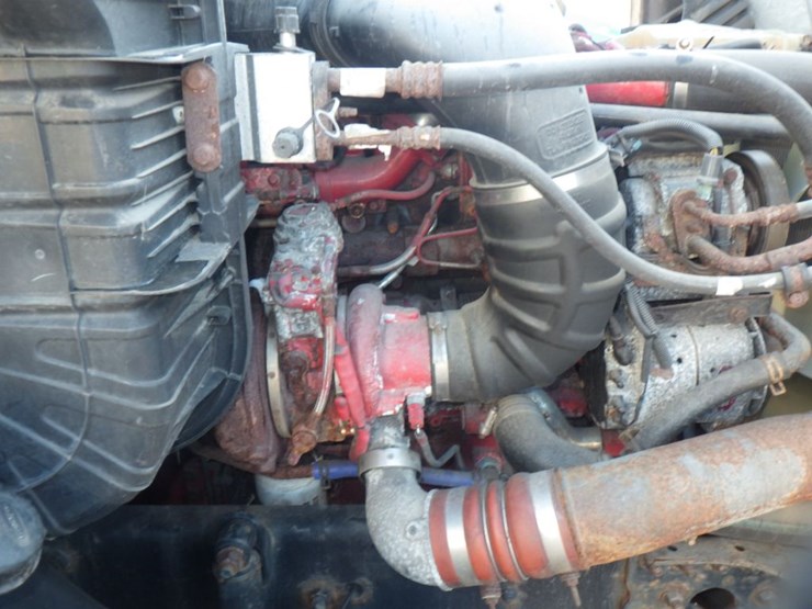 2014-freightliner-cascadia-125-evolution-image-19