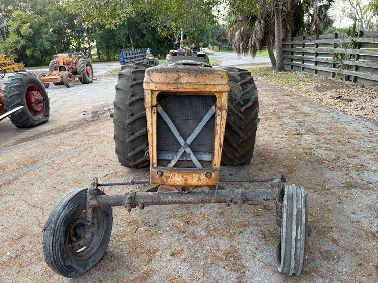 minneapolis-moline-u302-image-3