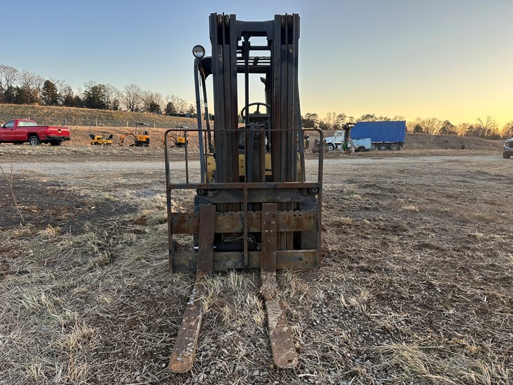 caterpillar-vc60d-image-8