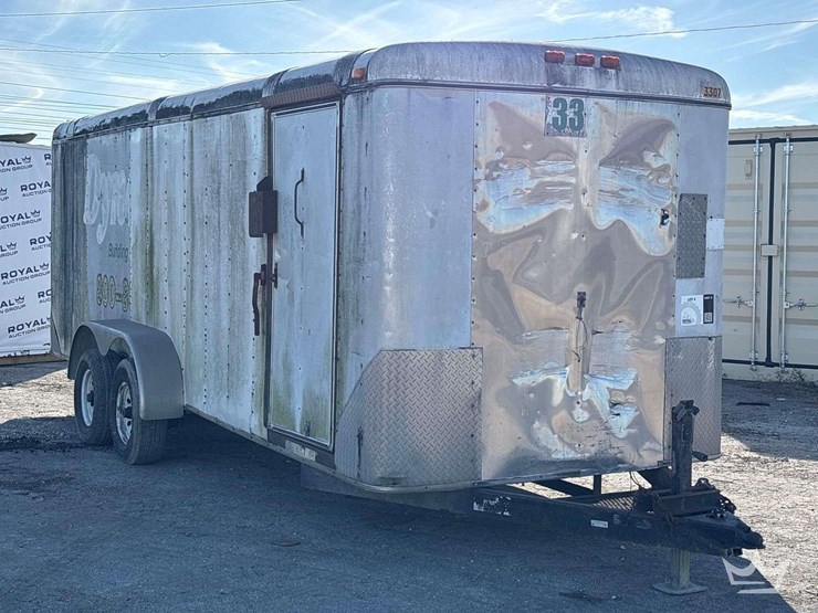 2001-t/a-enclosed-trailer-image-2