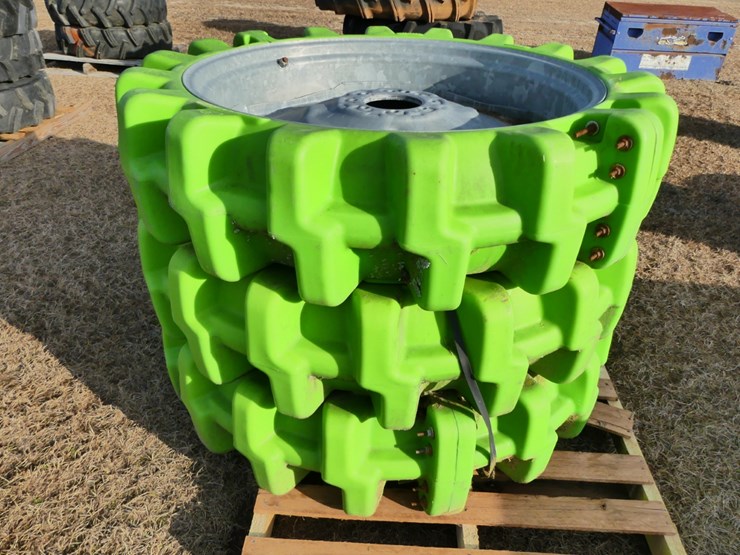 rhino-11.2x38-plastic-irrigation-wheels-image-1