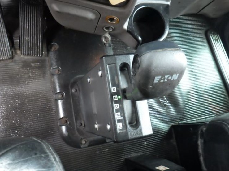 2014-peterbilt-386-image-22