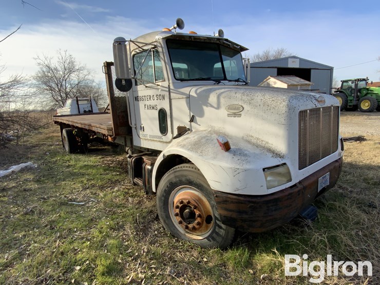 1998-peterbilt-330-image-3