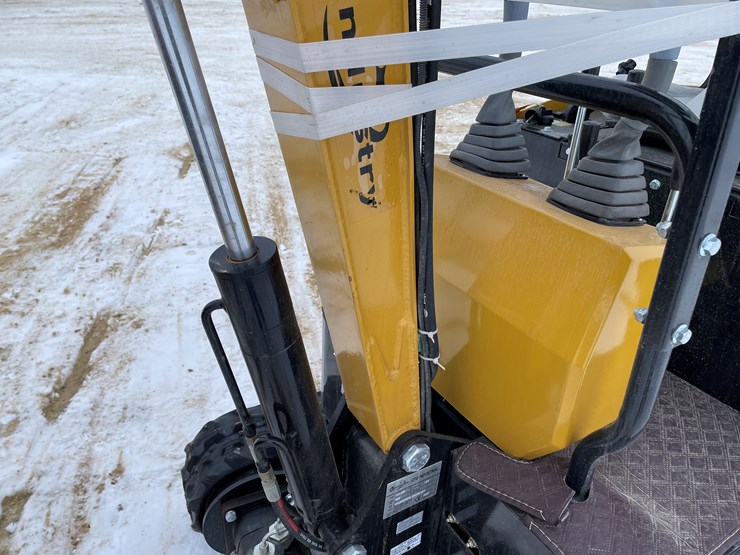 #106-•-new-cfg-industrial-mini-excavator-image-17