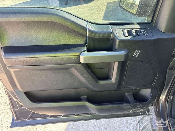 2018-ford-f150-image-8