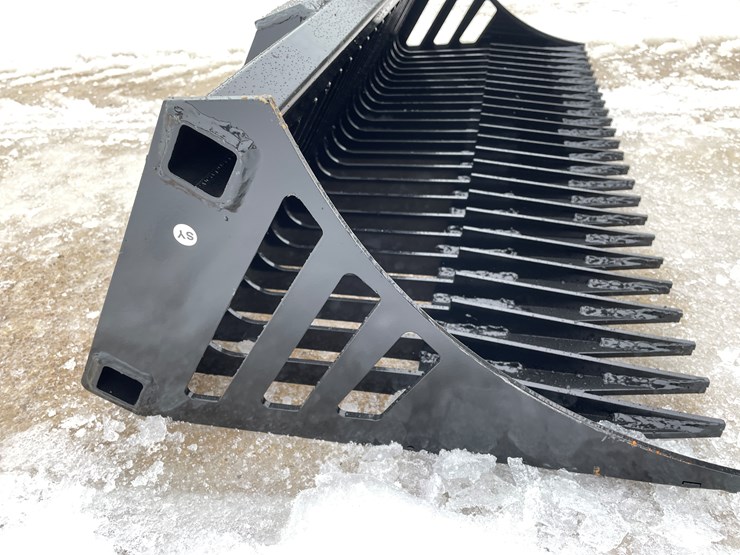 #2357-•-wolverine-mini-skid-steer-skeleton-bucket-image-12