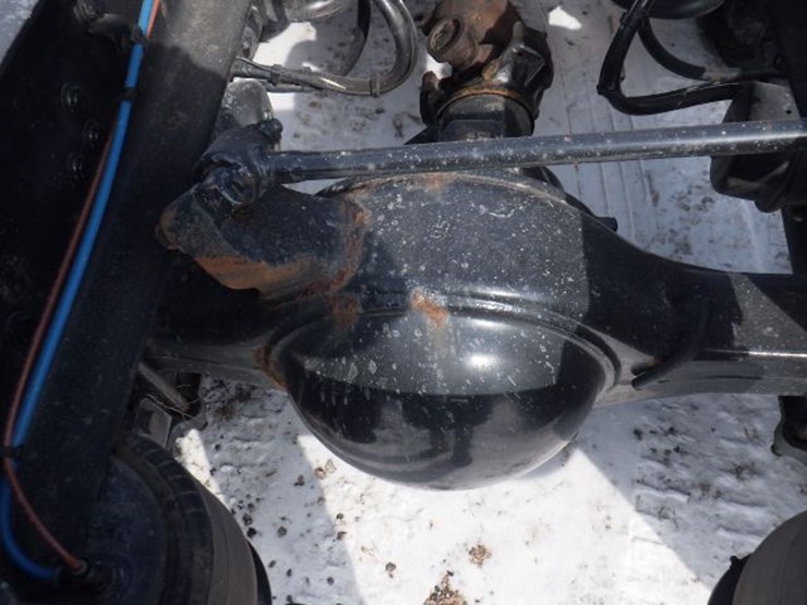 2022-freightliner-cascadia-126-image-12