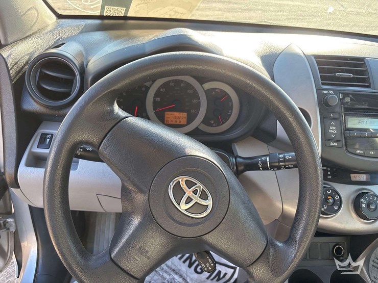 2008-toyota-rav4-image-13