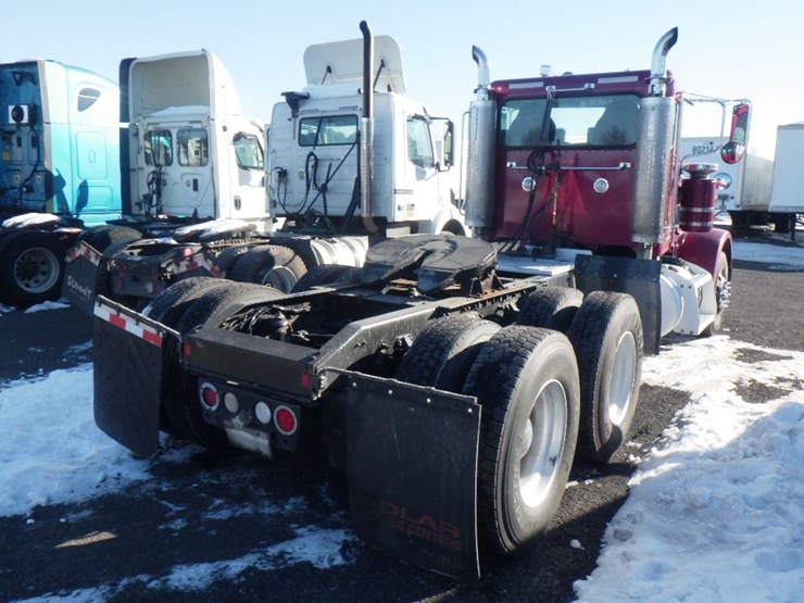 2007-peterbilt-378-image-7