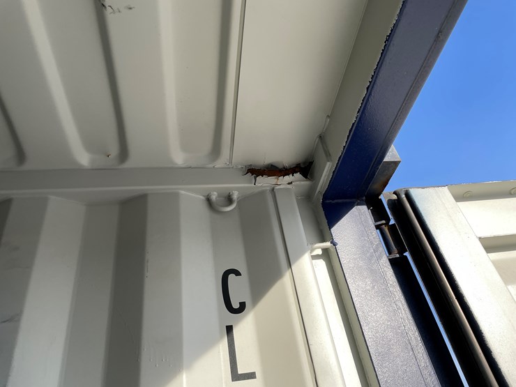 #202-•-40'-high-cube-shipping-container-image-17