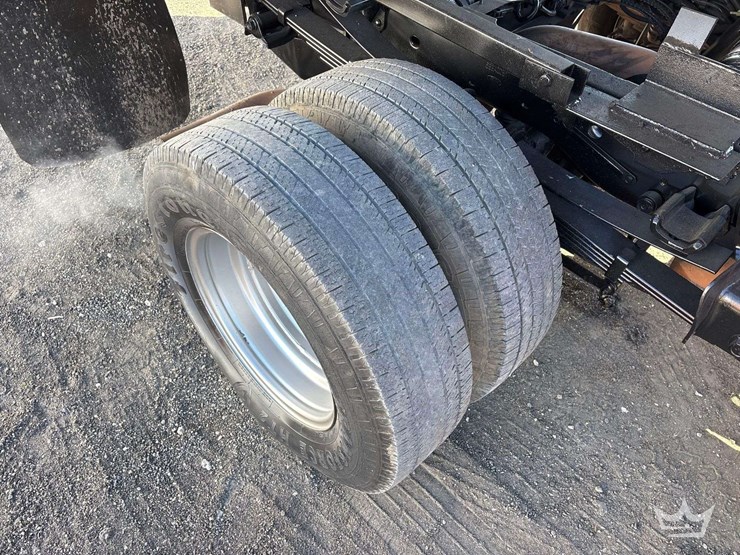 2018-ford-f350-image-29