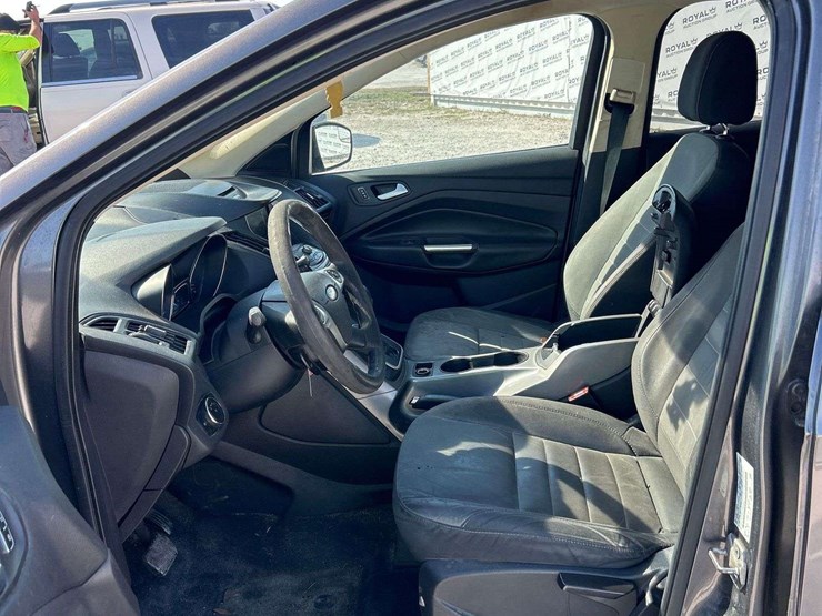 2013-ford-escape-image-12