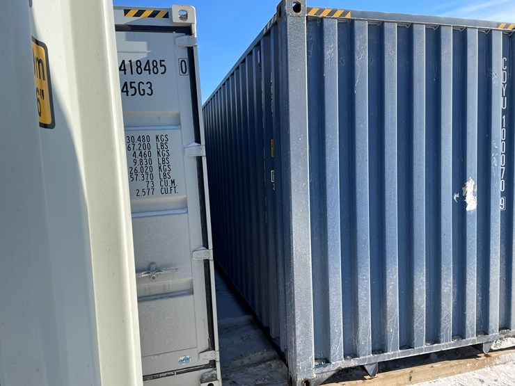 #201-•-40'-high-cube-shipping-container-image-4