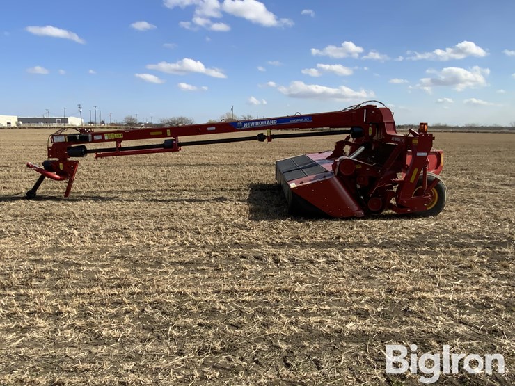 2019-new-holland-313rdb-discbine-pull-type-mower-conditioner-image-8