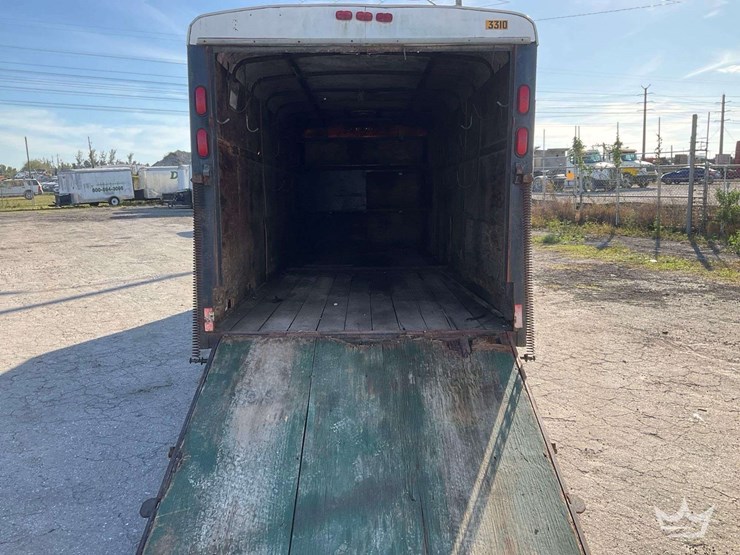 2001-sun-coast-trailers-t/a-enclosed-trailer-image-6