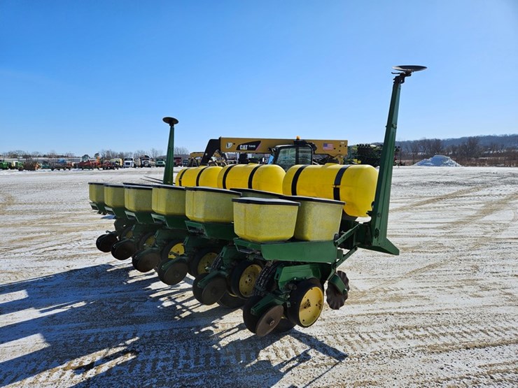 john-deere-7000-image-5