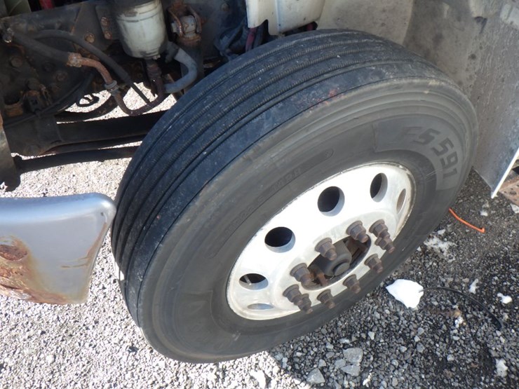 2014-international-durastar-4300-image-17