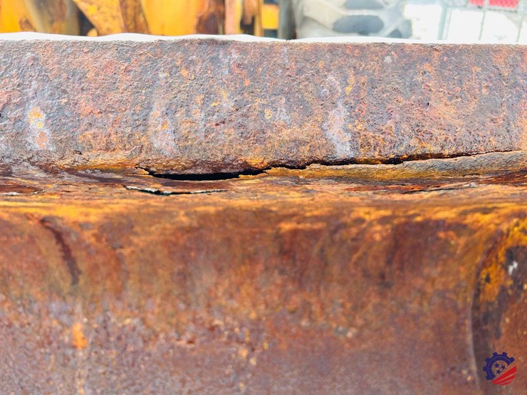 caterpillar-914m-image-18