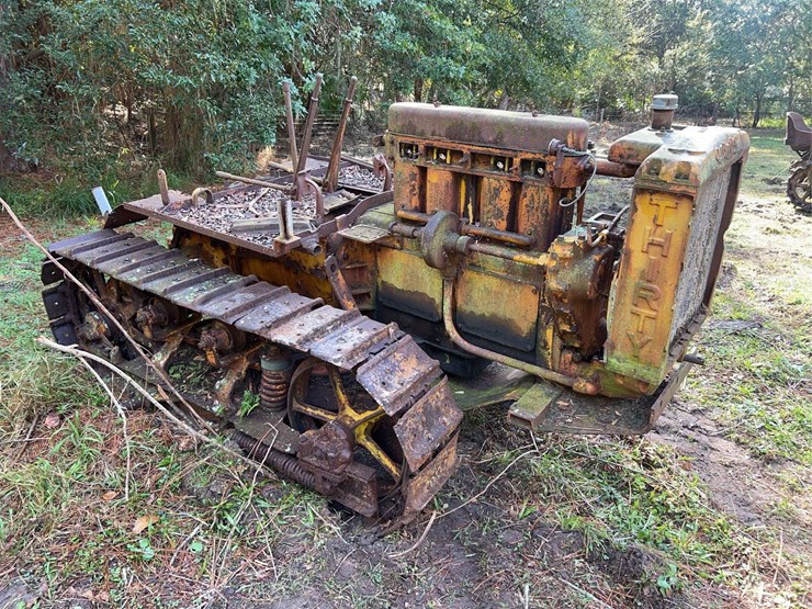 caterpillar-thirty-image-6