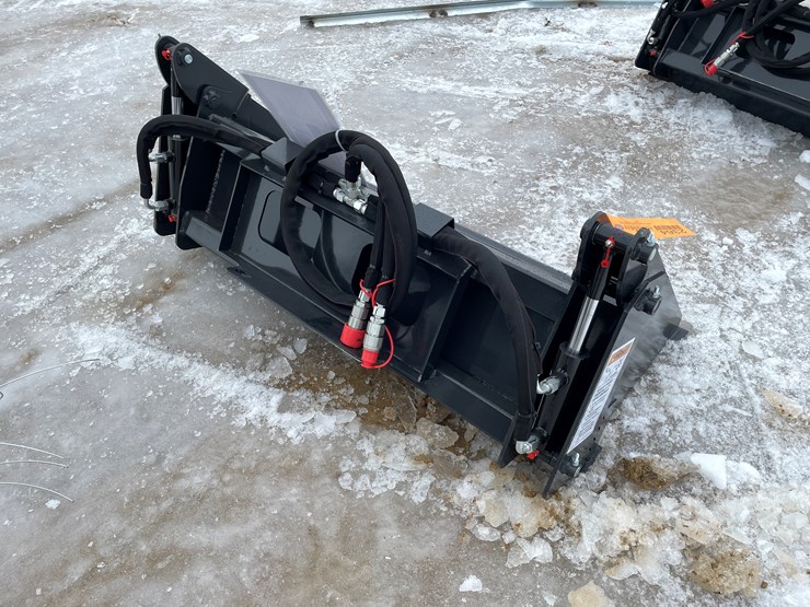 #2364-•-wolverine-mini-skid-steer-combination-bucket-image-5