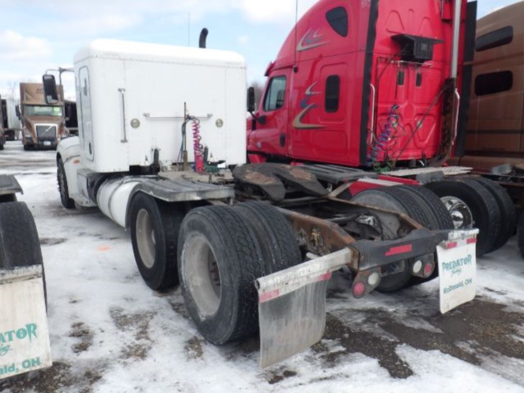 2014-peterbilt-386-image-17