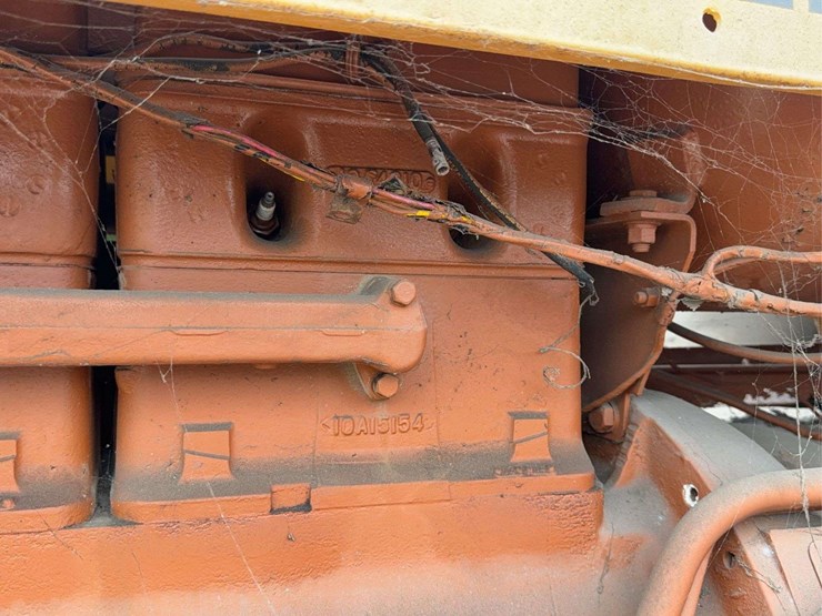 minneapolis-moline-g706-image-30