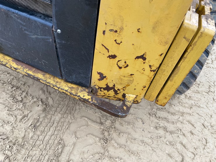 caterpillar-279d-image-13