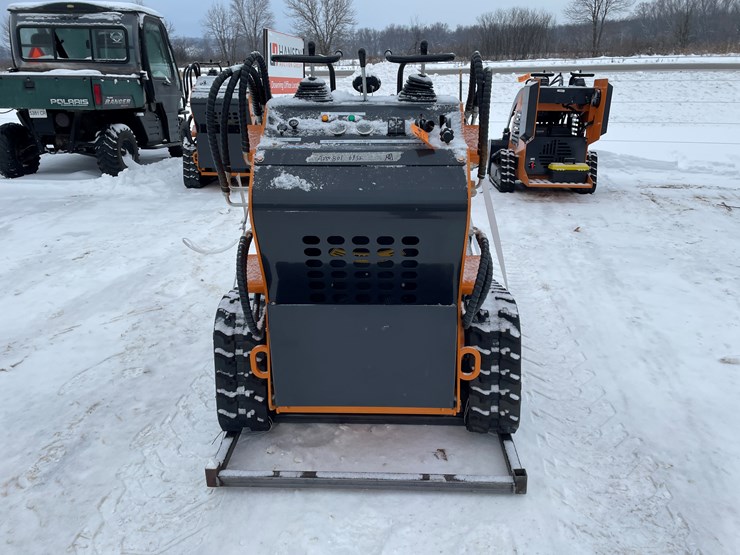 #110-•-new-ats-mini-skid-loader-image-6