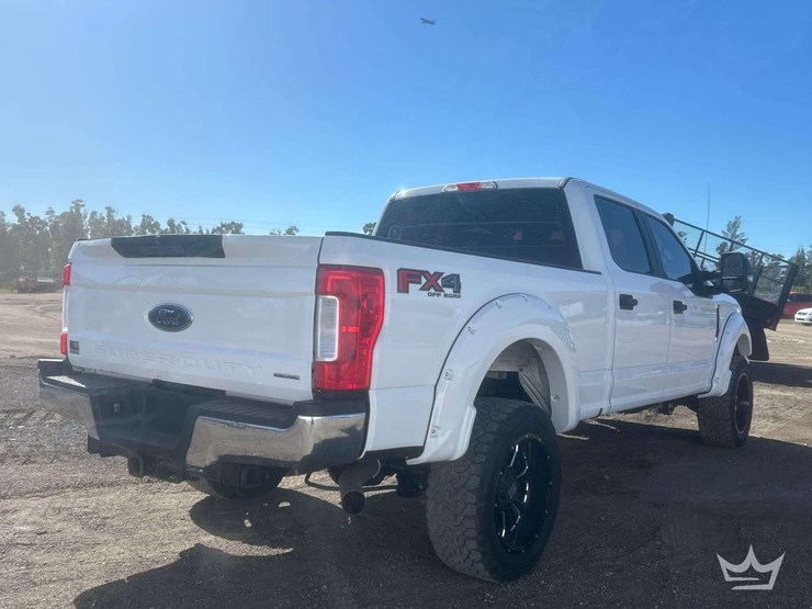 2019-ford-f250-image-3