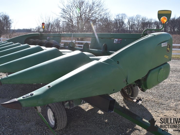 2014-john-deere-608c-image-10