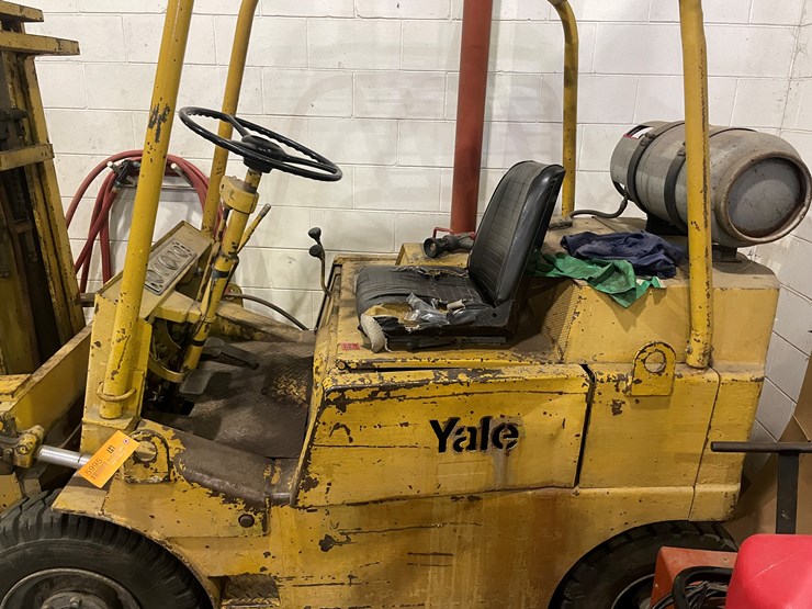 #4006-•-yale-fork-lift-image-6