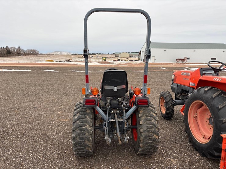 kubota-b2320-image-6