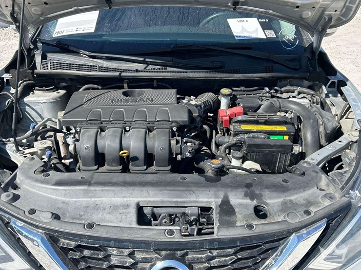 2017-nissan-sentra-sedan-image-7