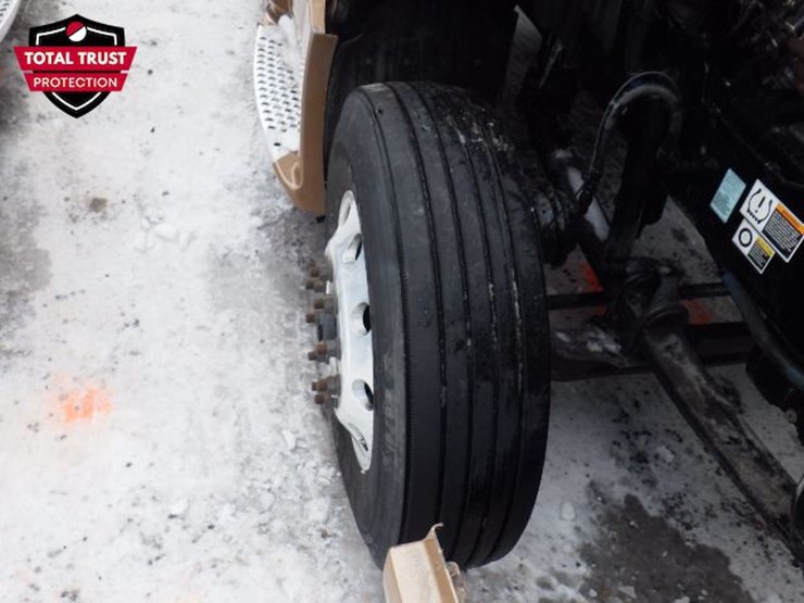 2022-kenworth-t680-image-29