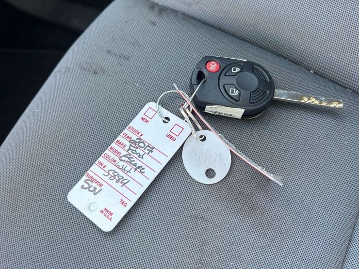 2017-ford-escape-image-24