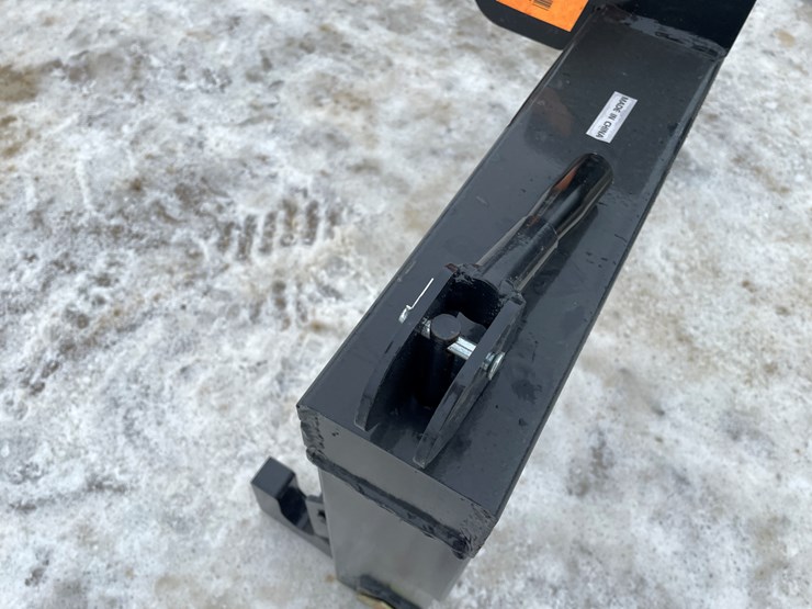 #2361-•-wolverine-class-one-tractor-quick-hitch-image-9