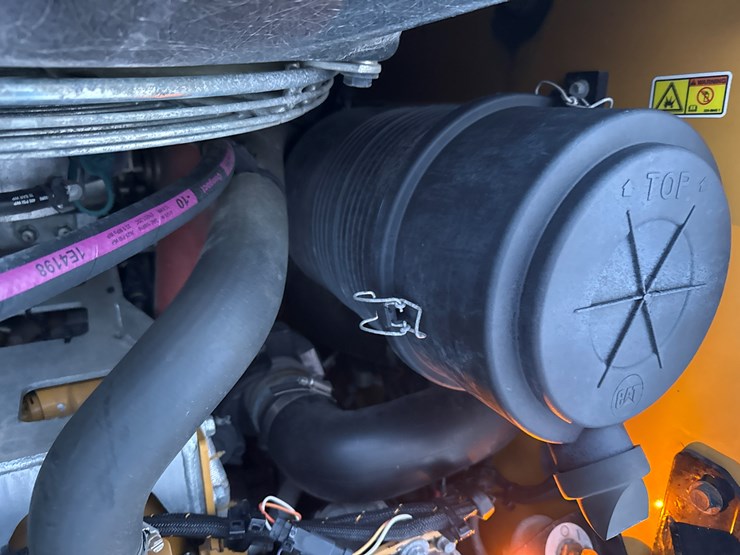 caterpillar-272d2-image-36