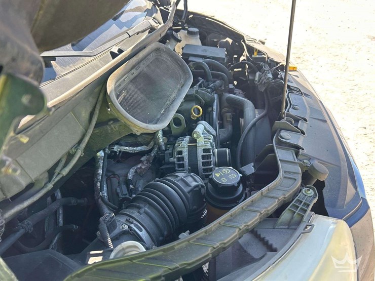 2015-ford-transit-image-8