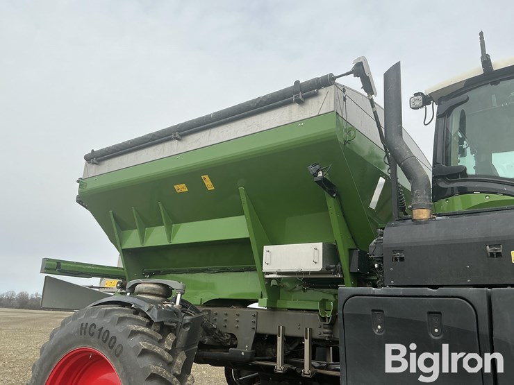 2023-fendt-rogator-934h-self-propelled-dry-spreader-image-11